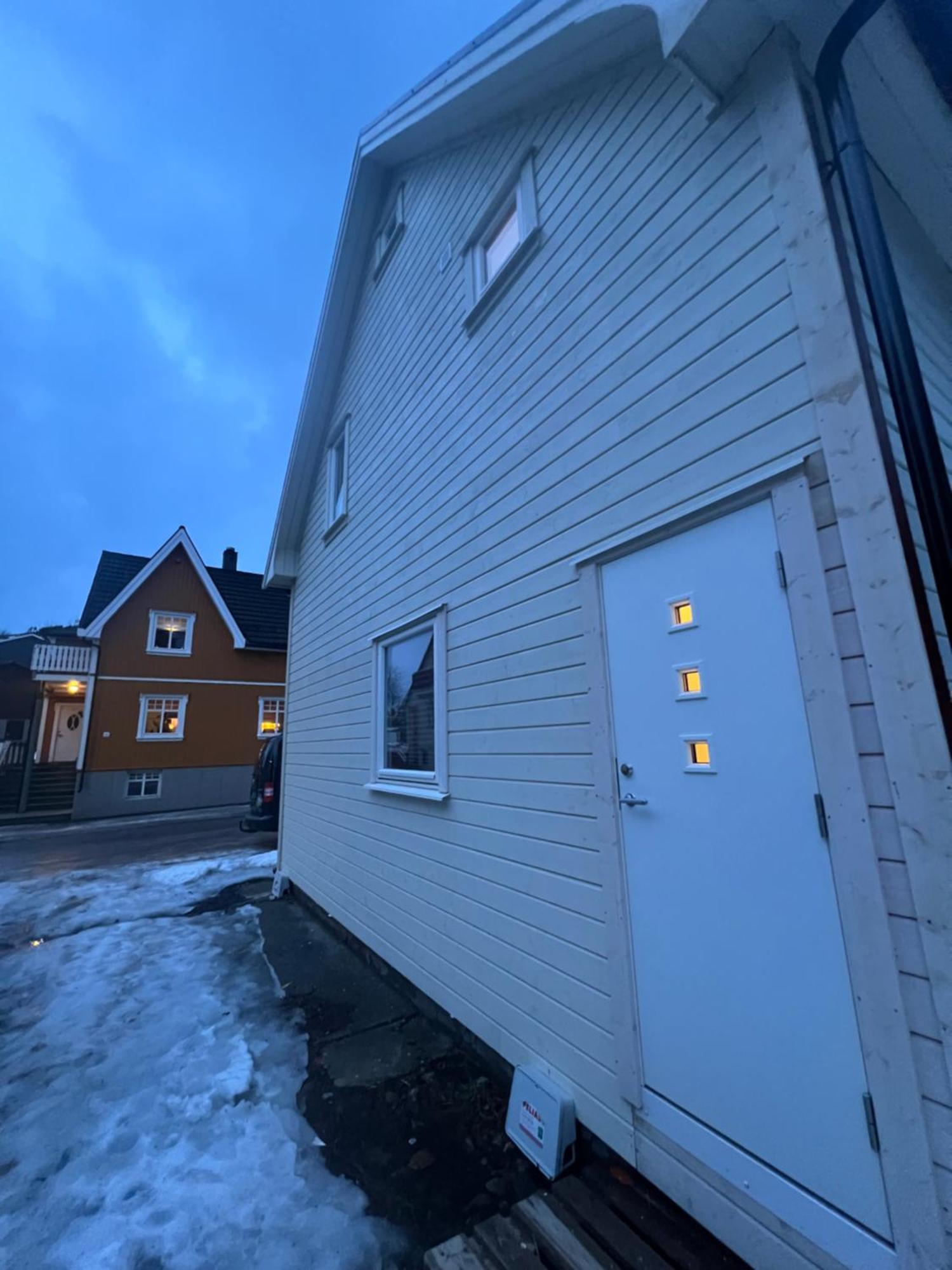 Central Apartment In Svolvaer Luaran gambar