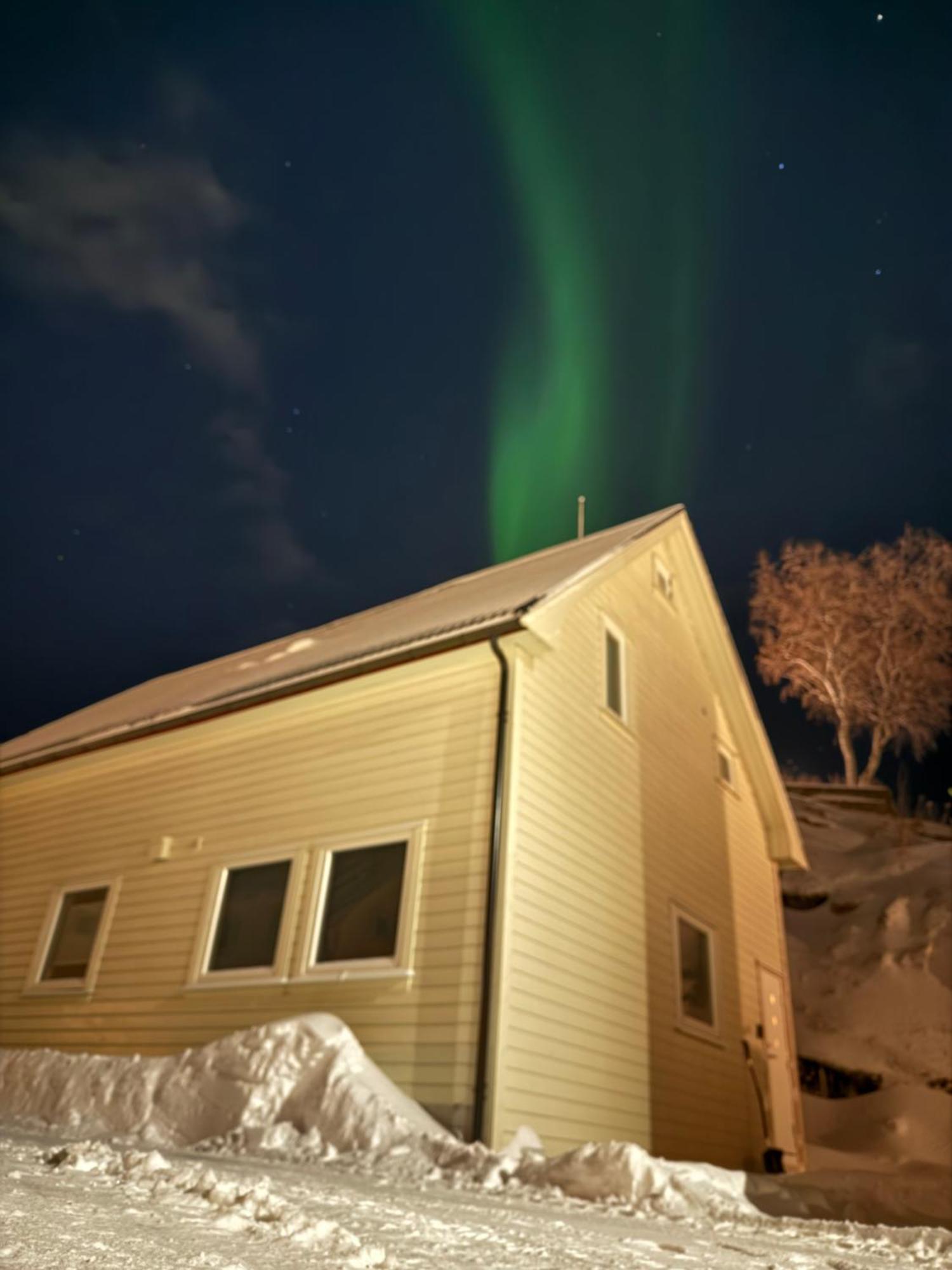 Central Apartment In Svolvaer Luaran gambar